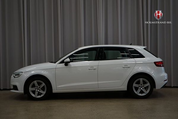Audi A3 Sportback 30 TFSI Proline Carplay Adaptiv Farthållare - 2019