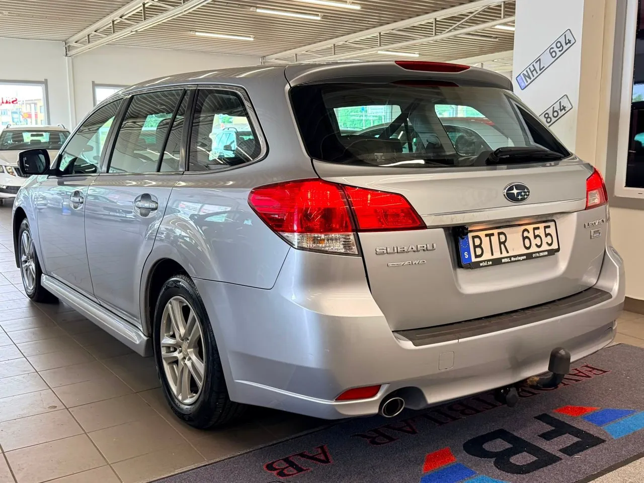 Vehicle image 15