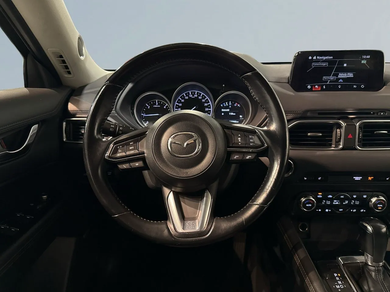 Vehicle image 8