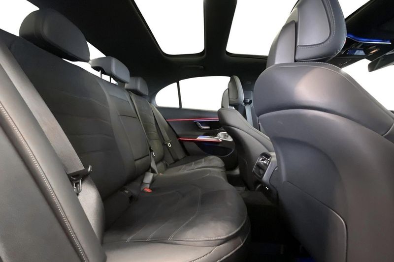 Mercedes E300 bild 12