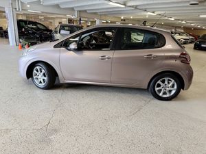 Peugeot 208 bild 6