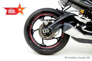 Triumph Street Triple bild 5