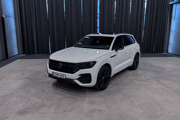 Volkswagen Touareg 3.0 V6 TDI R-Line|Panorama|Massage|Ventilation - 2019