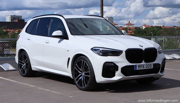 BMW X5 xDrive40i M Sport 340hk S/V-hjul - 2019