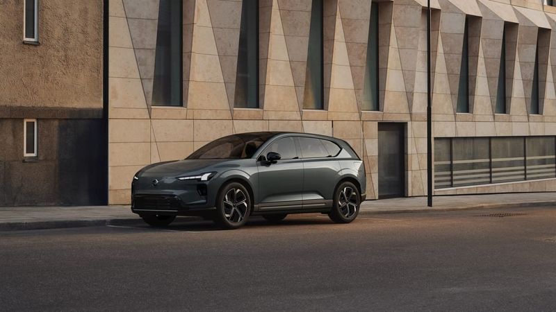 Volvo EX60 bild 9