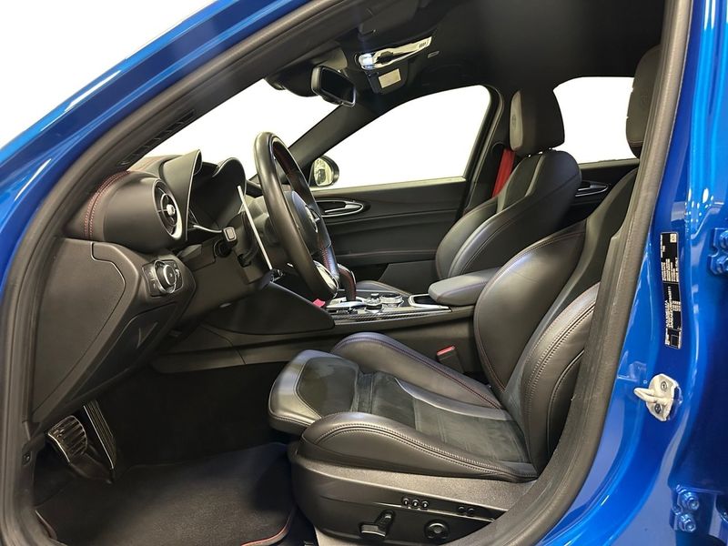 Alfa Romeo Giulia bild 8