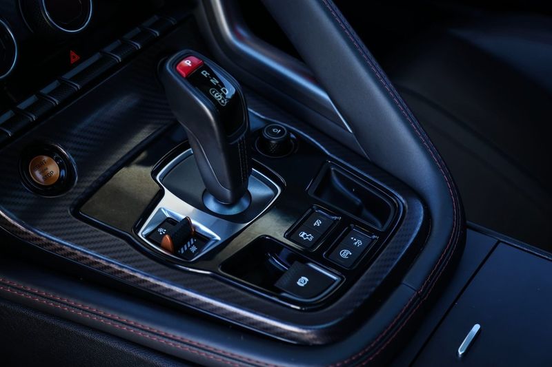 Jaguar F-Type bild 18