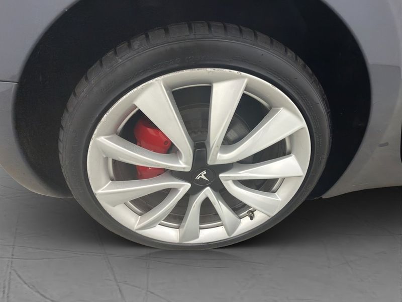 Tesla Model 3 bild 25