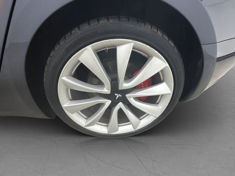 Tesla Model 3 bild 24