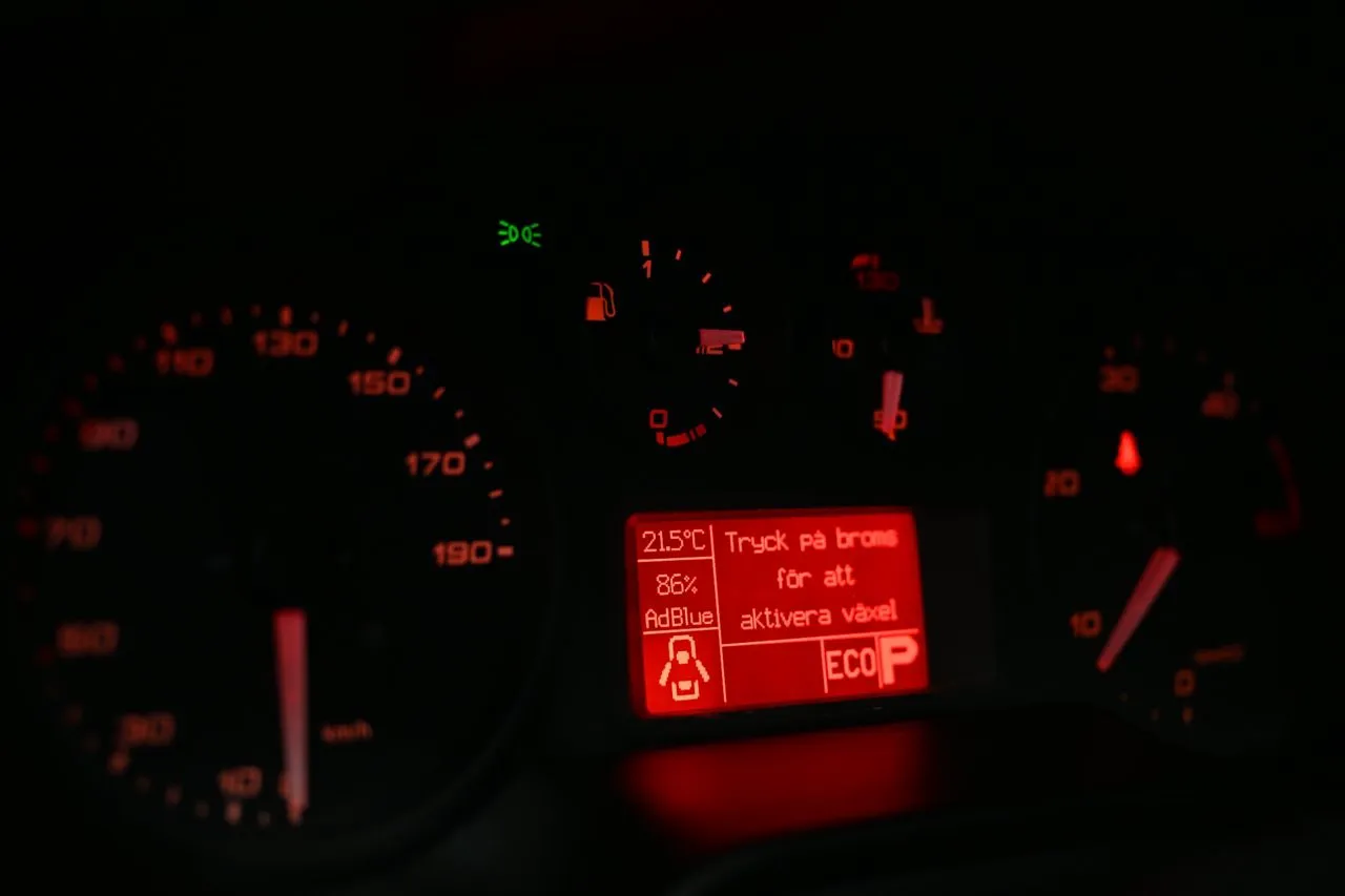 Vehicle image 18