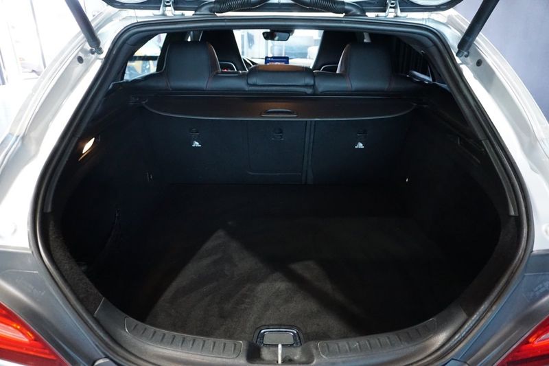 Mercedes CLA200 bild 9