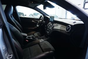 Mercedes CLA200 bild 15