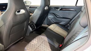Volkswagen Passat bild 13