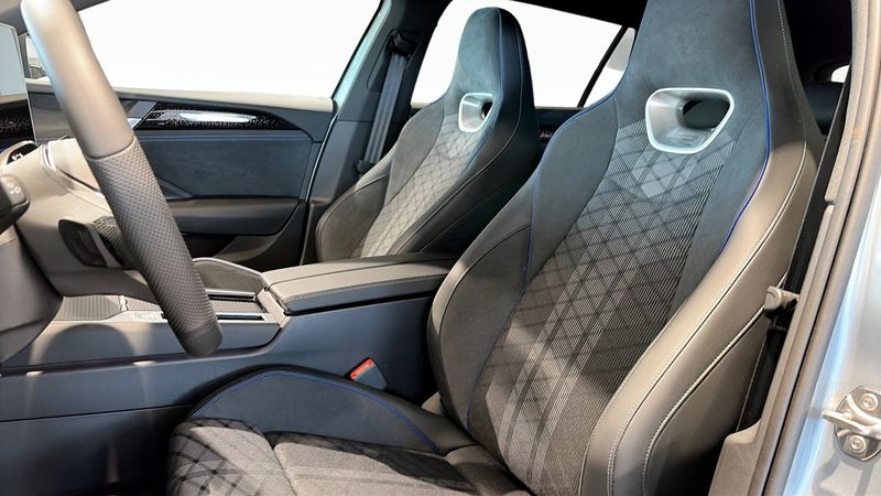 Volkswagen Passat bild 9
