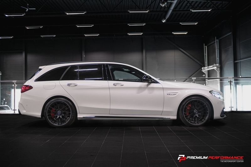 Mercedes C63 AMG bild 5