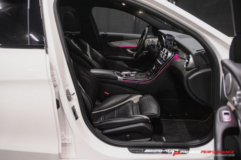 Mercedes C63 AMG bild 30