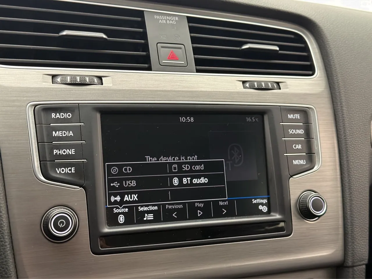 Vehicle image 16