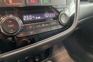 Mitsubishi Outlander bild 14