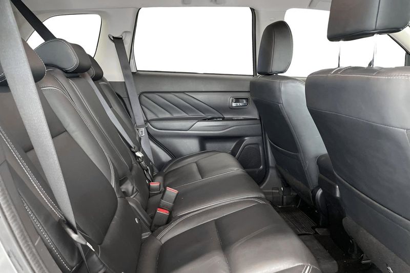 Mitsubishi Outlander bild 11