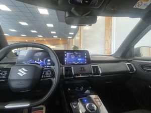 Suzuki e Vitara bild 11