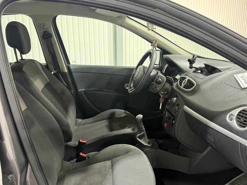 Renault Clio bild 11