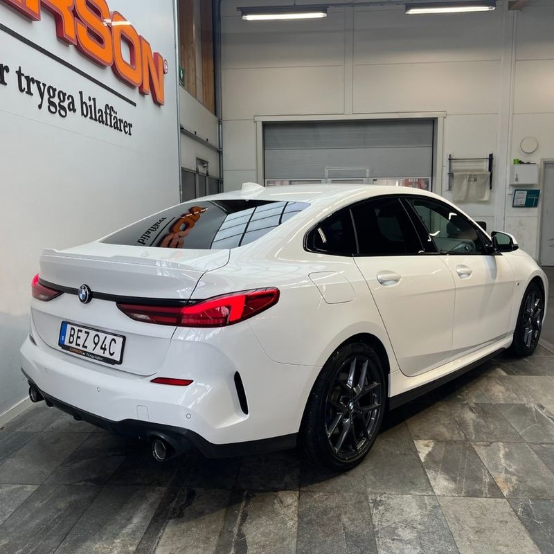 BMW 220 bild 4