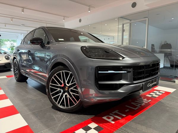 Porsche Cayenne E-HYBRID COUPÉ BLACK EDITI - 2026