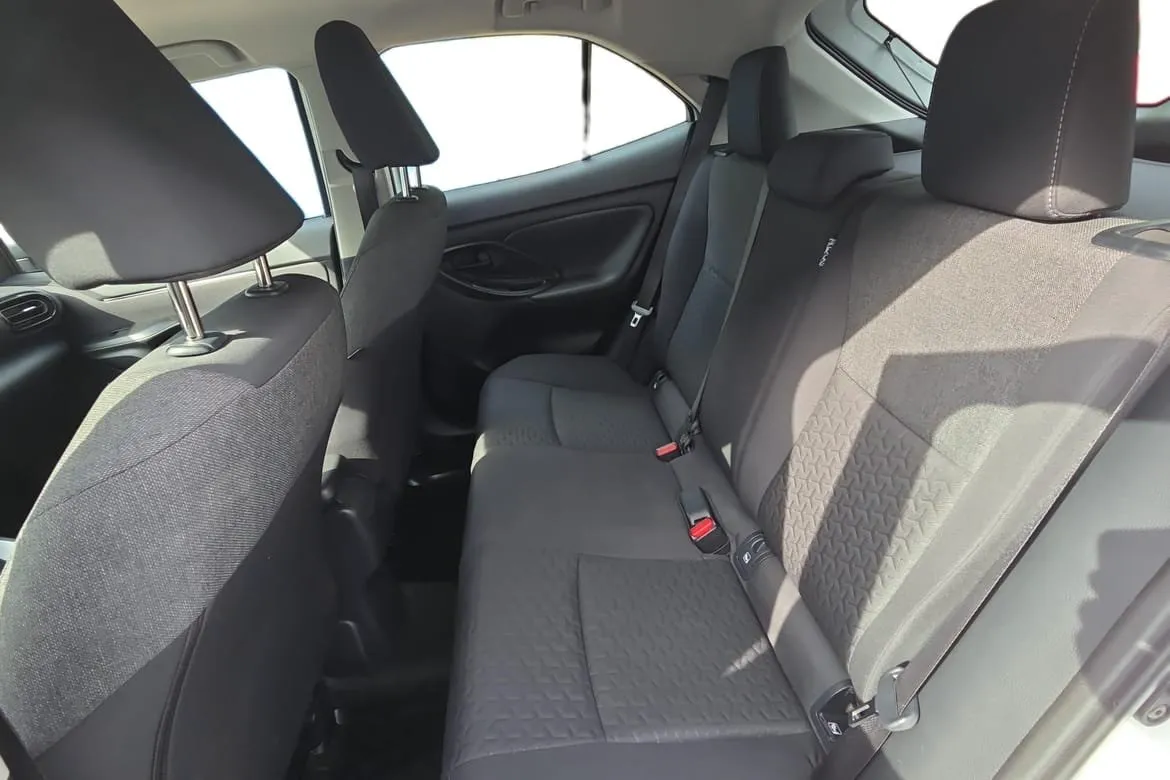 Vehicle image 18