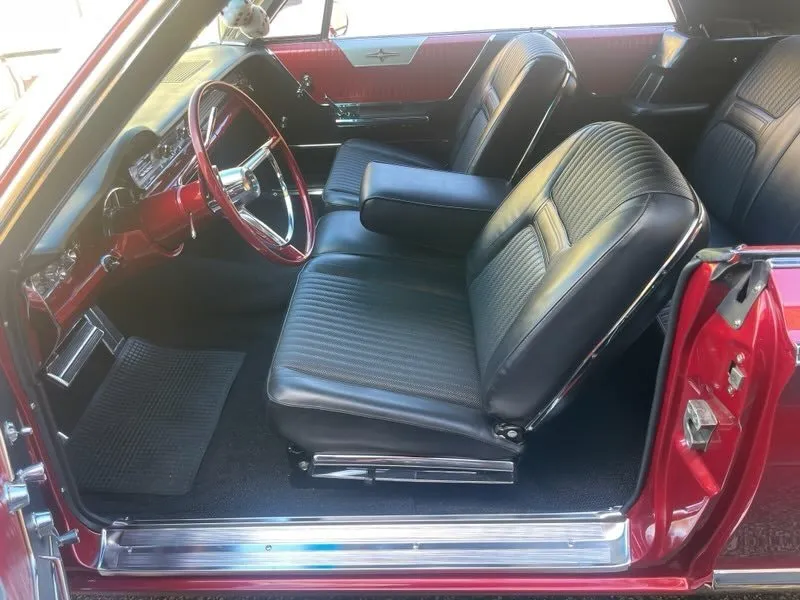 Vehicle image 21