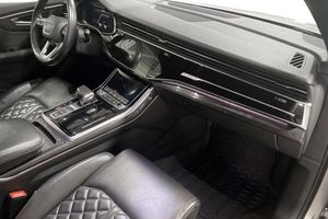 Audi Q7 bild 9