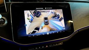Mercedes E300 bild 14