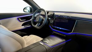 Mercedes E300 bild 3