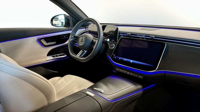 Mercedes E300 bild 3