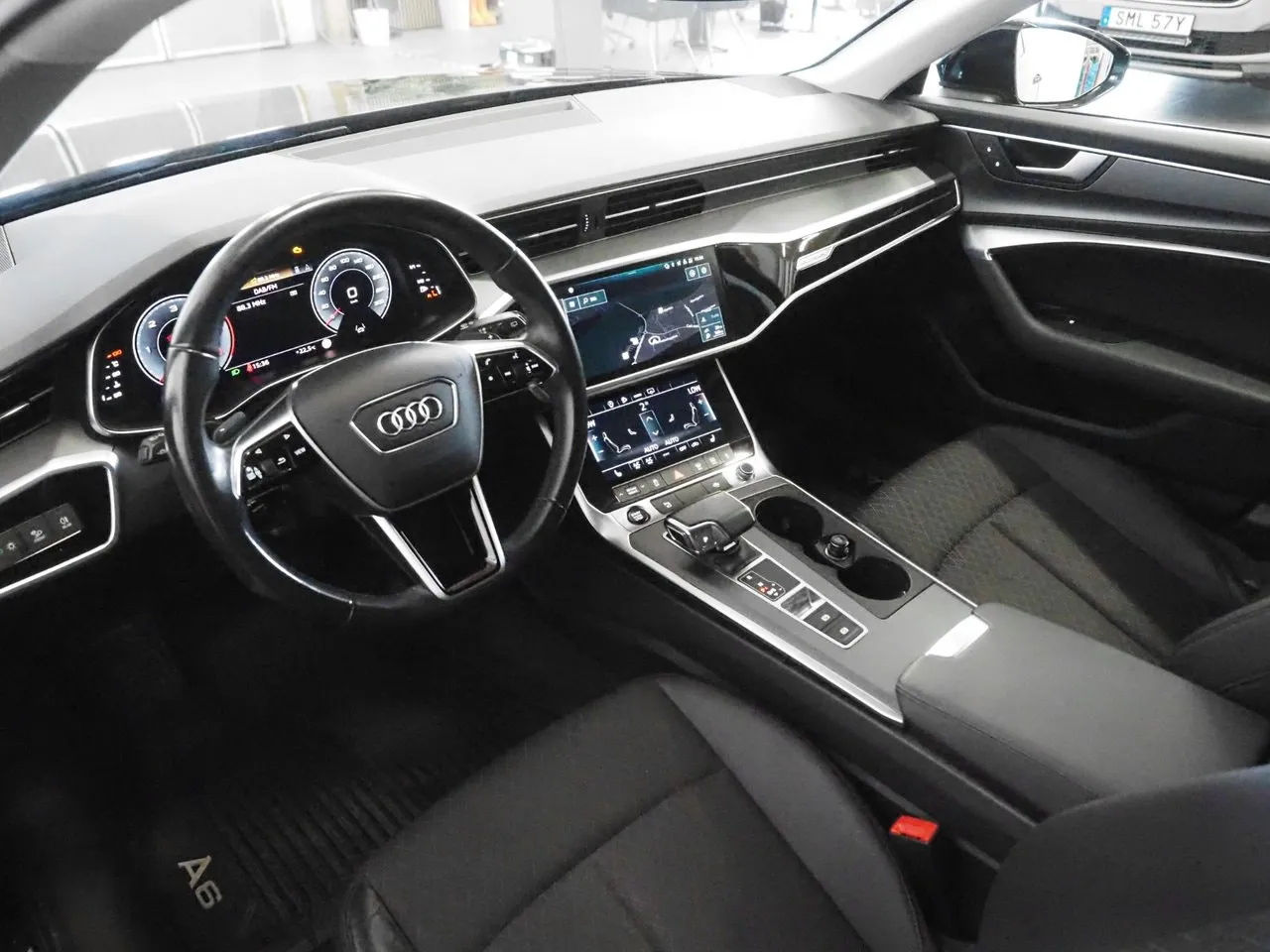 Vehicle image 13