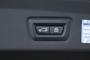 BMW i4 bild 23