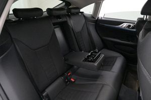 BMW i4 bild 21