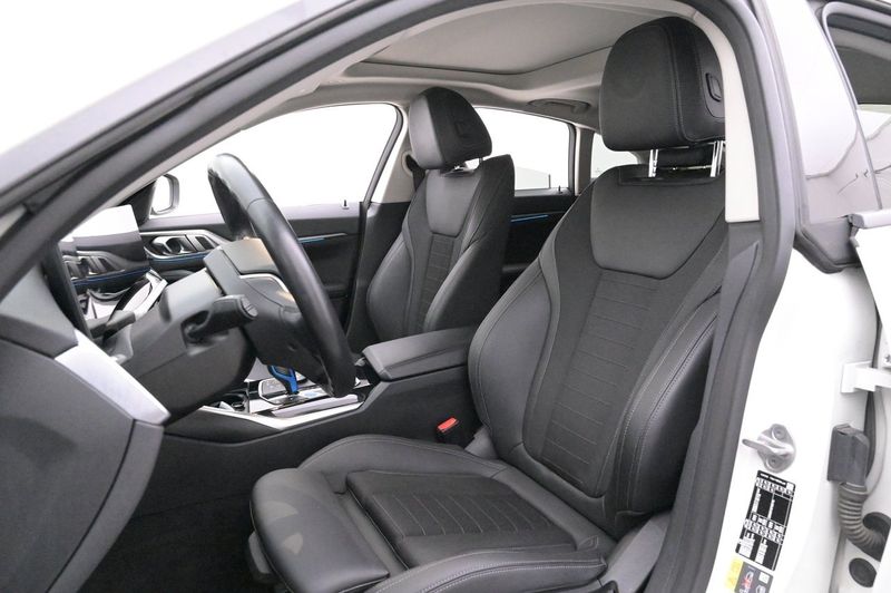 BMW i4 bild 10