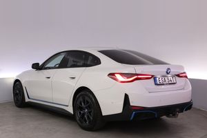 BMW i4 bild 4