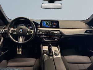 BMW 520 bild 8