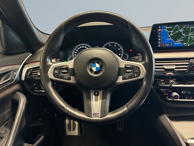 BMW 520 bild 9
