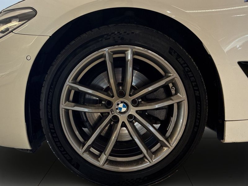 BMW 520 bild 14