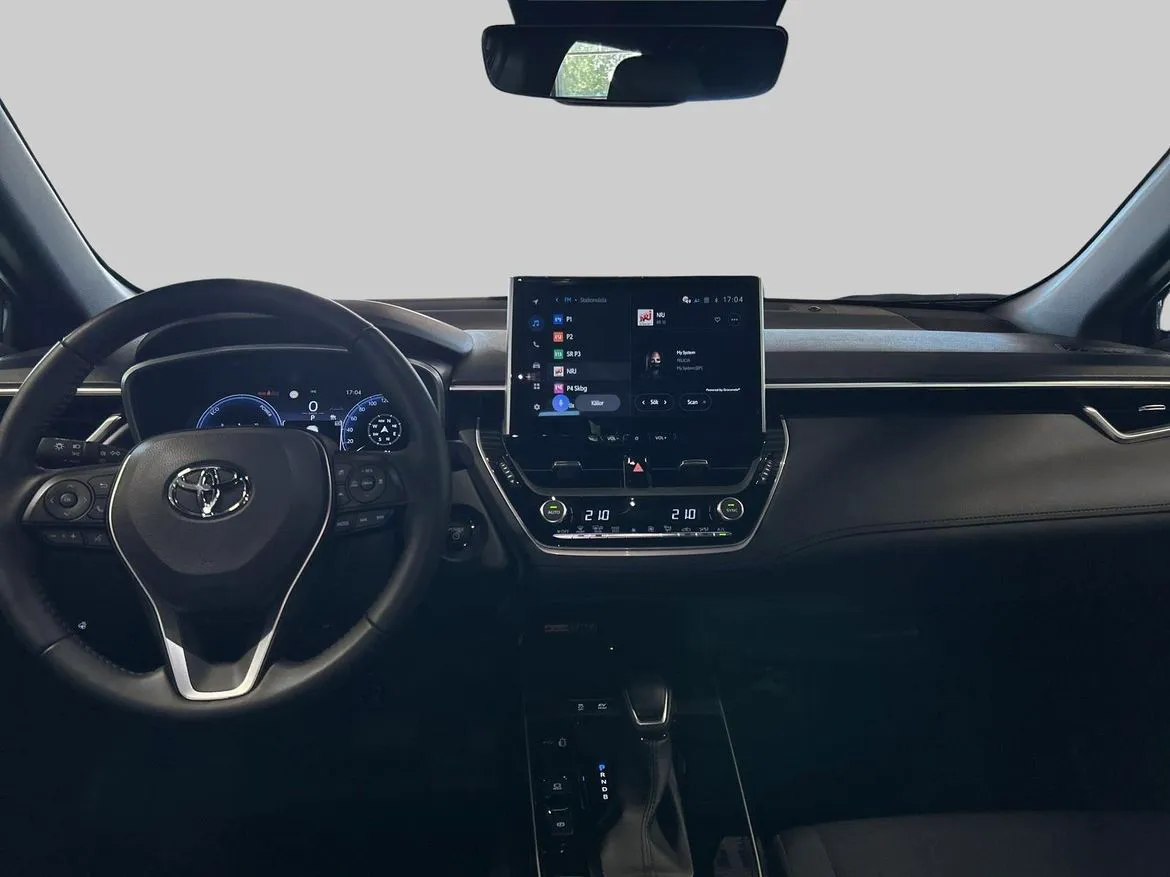 Vehicle image 10
