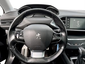 Peugeot 308 bild 8