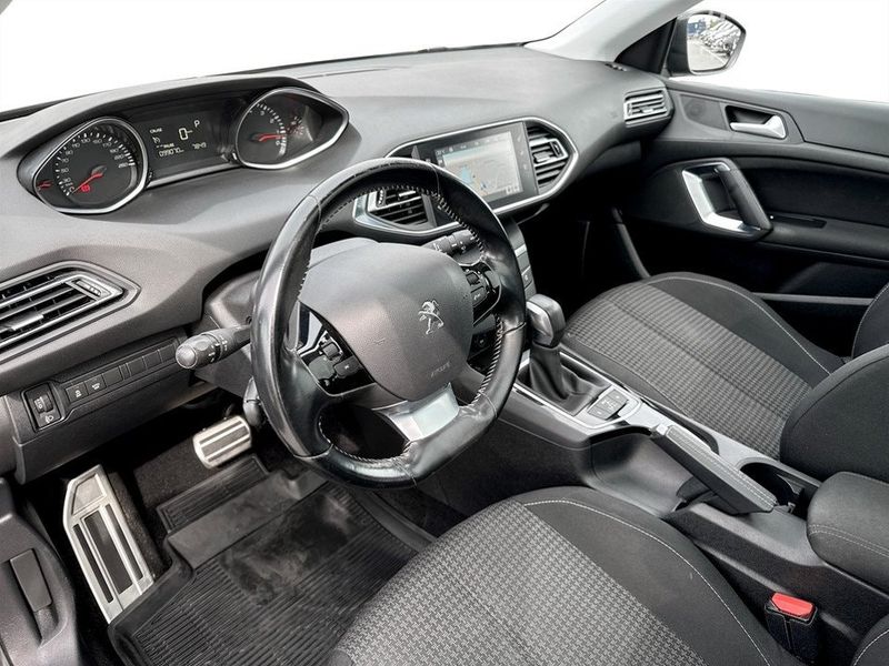 Peugeot 308 bild 6