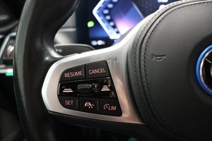 BMW i4 bild 16