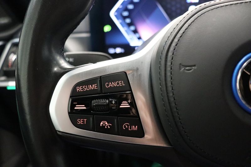 BMW i4 bild 16