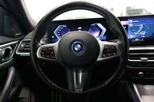 BMW i4 bild 14