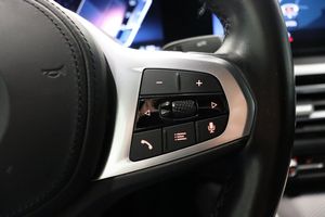 BMW i4 bild 17