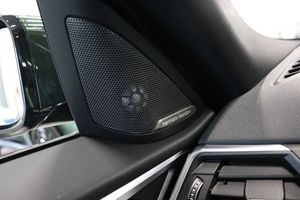 BMW i4 bild 25