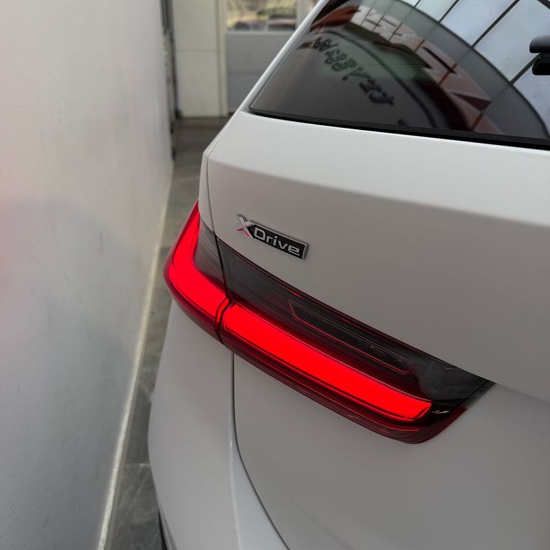 BMW 320 bild 7